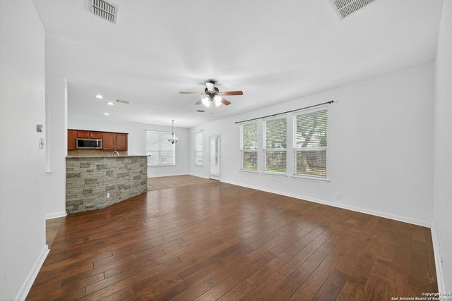 511 SEDBERRY CT, San Antonio, TX 78258