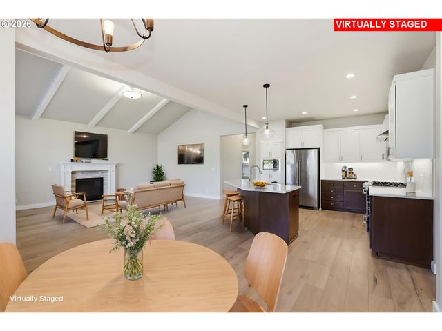 2595 CRESCENT Ave, Eugene, OR 97408