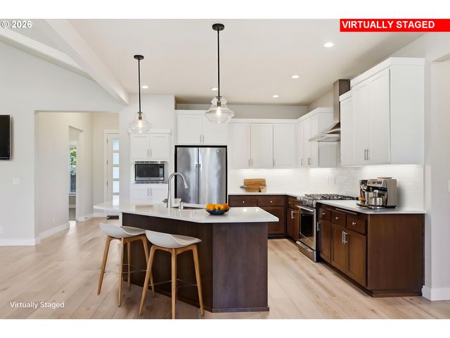 2595 CRESCENT Ave, Eugene, OR 97408