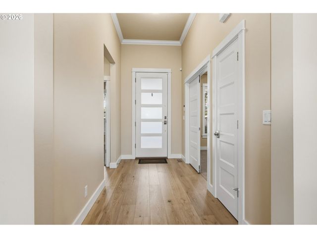 2595 CRESCENT Ave, Eugene, OR 97408