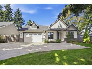 2595 CRESCENT Ave, Eugene, OR 97408