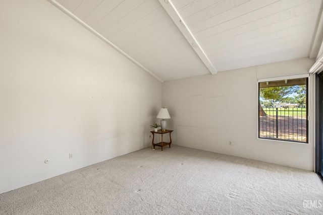 5700 Kirkside Drive D, Bakersfield, CA 93309