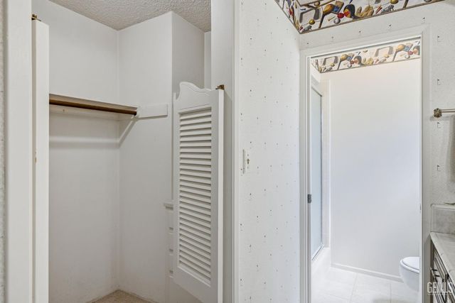 5700 Kirkside Drive D, Bakersfield, CA 93309