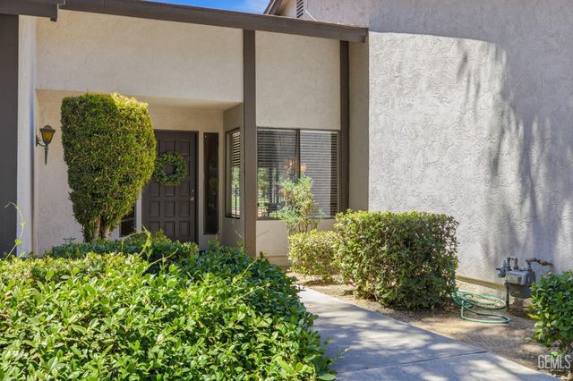 5700 Kirkside Drive D, Bakersfield, CA 93309