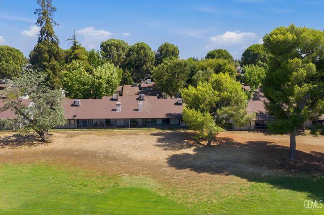 5700 Kirkside Drive D, Bakersfield, CA 93309