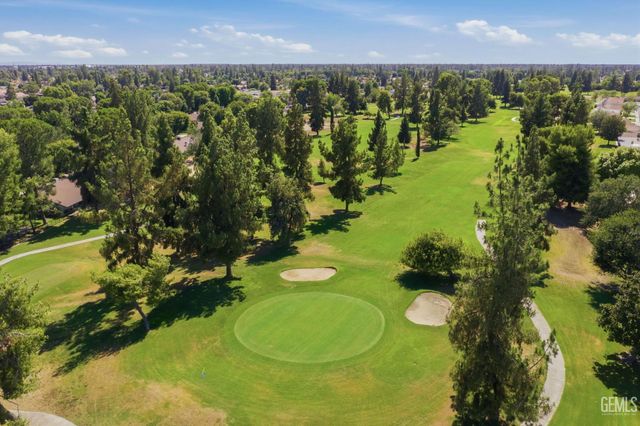 5700 Kirkside Drive D, Bakersfield, CA 93309