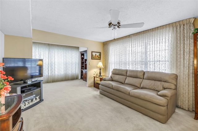 9950 62ND TERRACE N 209, St Petersburg, FL 33708