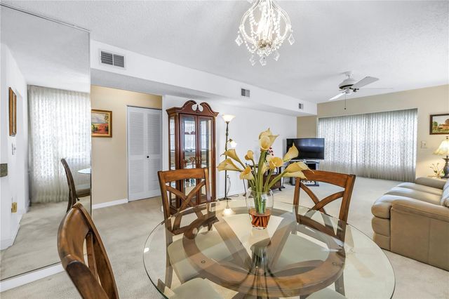 9950 62ND TERRACE N 209, St Petersburg, FL 33708
