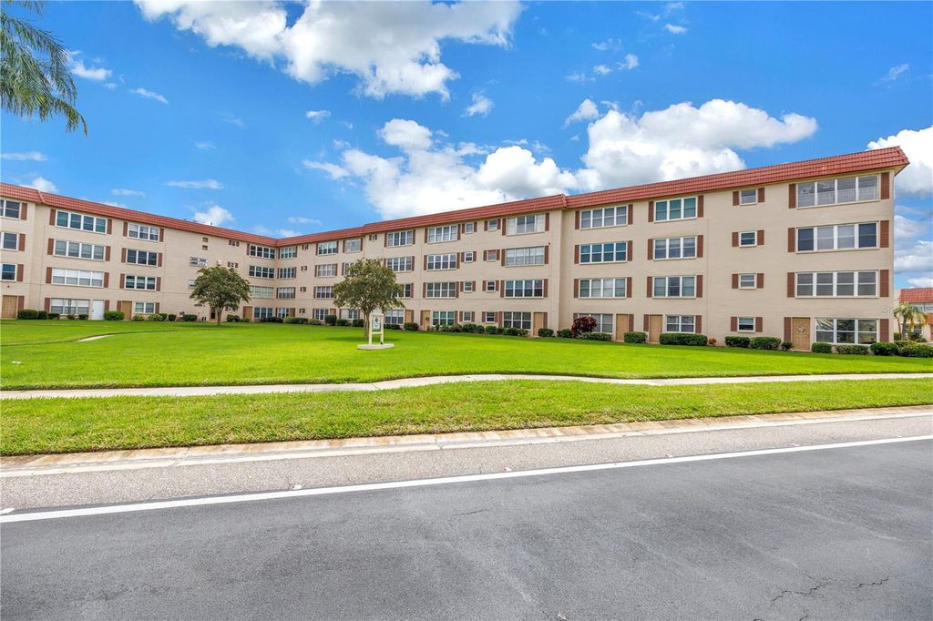 9950 62ND TERRACE N 209, St Petersburg, FL 33708