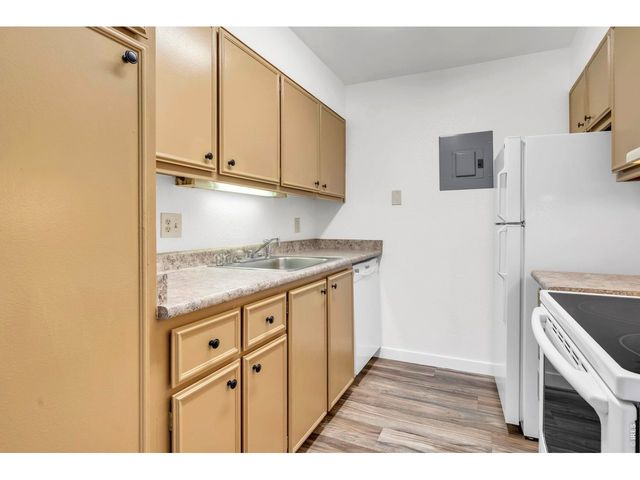 2227 Canyon Blvd B-262, Boulder, CO 80302
