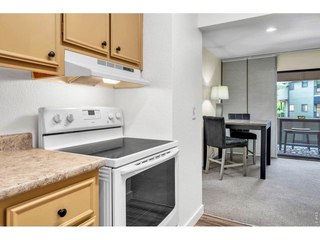 2227 Canyon Blvd B-262, Boulder, CO 80302