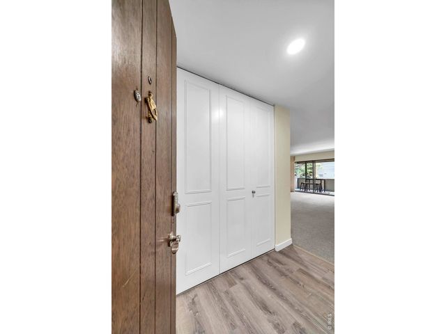 2227 Canyon Blvd B-262, Boulder, CO 80302