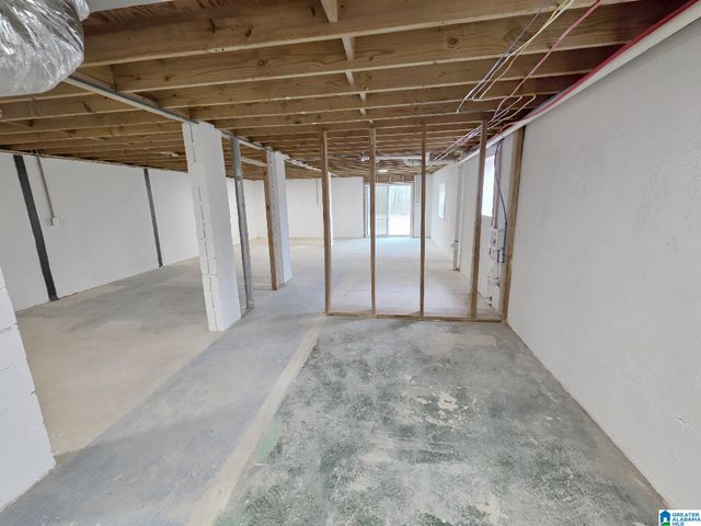 240 BURNS ROAD, Warrior, AL 35180