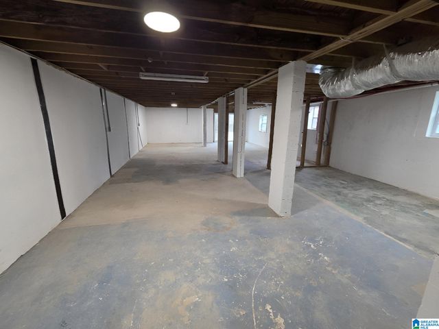 240 BURNS ROAD, Warrior, AL 35180