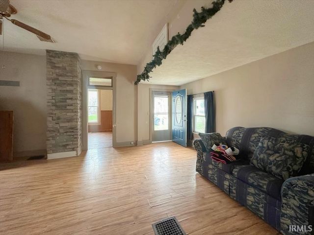 7589 W 220 SOUTH, Russiaville, IN 46979