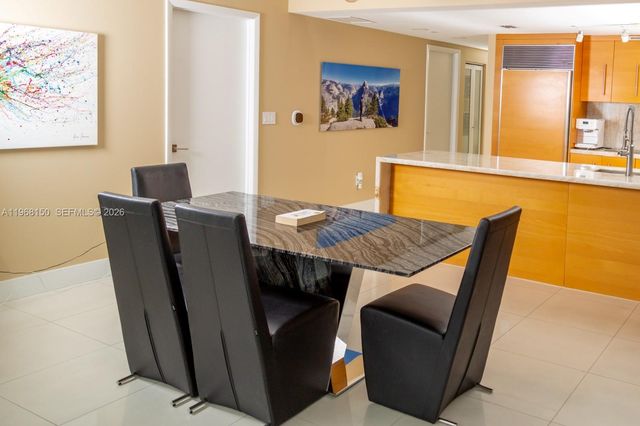 465 Brickell Ave 5101, Miami, FL 33131