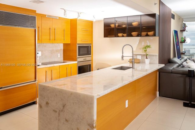 465 Brickell Ave 5101, Miami, FL 33131