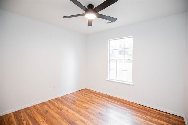 215 N Broyles Street, Farmington, AR 72730