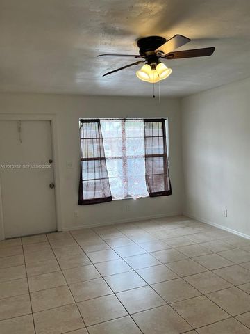 7721 SW 10th Ct D, North Lauderdale, FL 33068