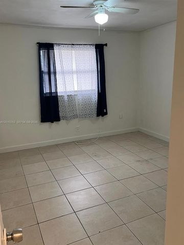 7721 SW 10th Ct D, North Lauderdale, FL 33068