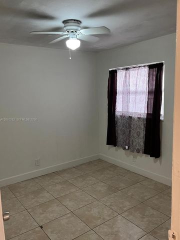 7721 SW 10th Ct D, North Lauderdale, FL 33068