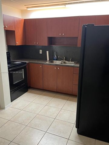 7721 SW 10th Ct D, North Lauderdale, FL 33068