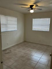 7721 SW 10th Ct D, North Lauderdale, FL 33068