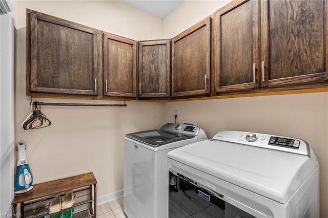 428 Waterton Way, Kernersville, NC 27284