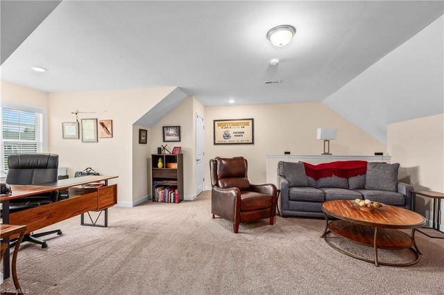 428 Waterton Way, Kernersville, NC 27284