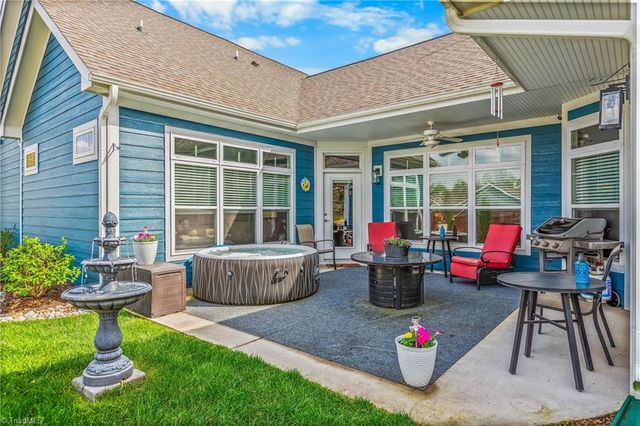 428 Waterton Way, Kernersville, NC 27284