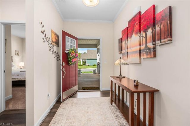 428 Waterton Way, Kernersville, NC 27284