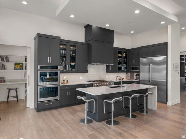 718 S NEBO CIR, Woodland Hills, UT 84653