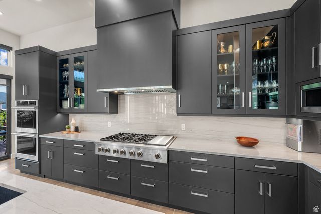 718 S NEBO CIR, Woodland Hills, UT 84653