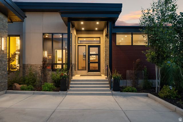 718 S NEBO CIR, Woodland Hills, UT 84653