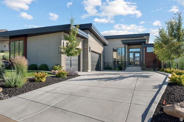 718 S NEBO CIR, Woodland Hills, UT 84653
