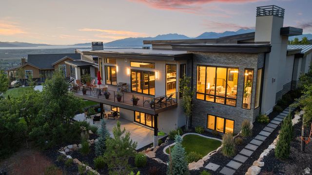 718 S NEBO CIR, Woodland Hills, UT 84653