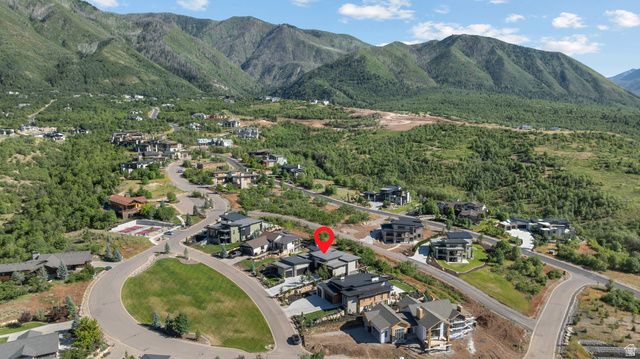 718 S NEBO CIR, Woodland Hills, UT 84653