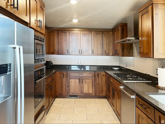 718 S NEBO CIR, Woodland Hills, UT 84653