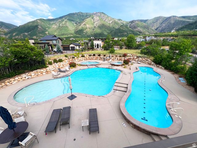 718 S NEBO CIR, Woodland Hills, UT 84653