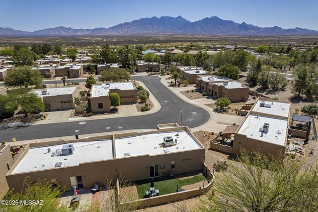 3788 S Paseo De Los Nardos, Green Valley, AZ 85614