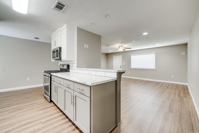 2114 Arkansas Avenue, Conway, AR 72034