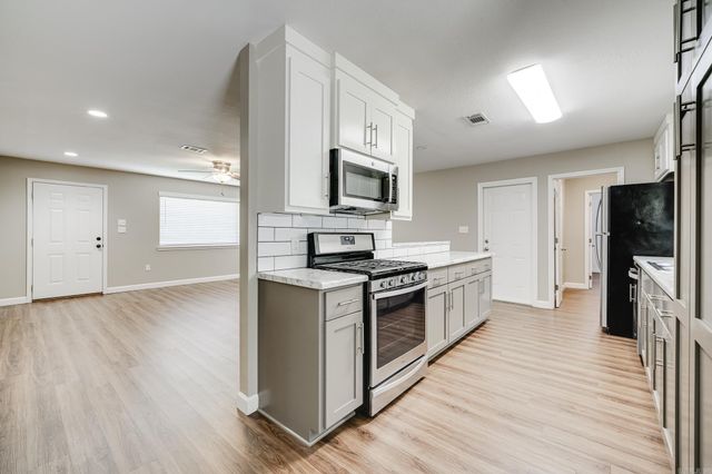 2114 Arkansas Avenue, Conway, AR 72034