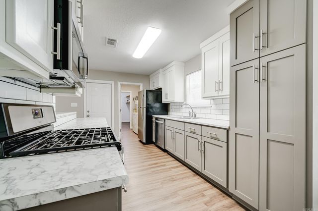 2114 Arkansas Avenue, Conway, AR 72034