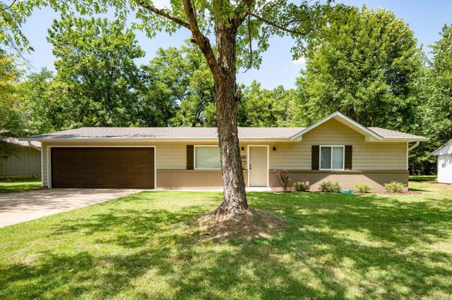 2114 Arkansas Avenue, Conway, AR 72034
