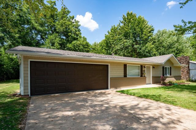 2114 Arkansas Avenue, Conway, AR 72034