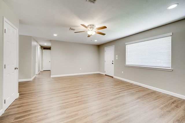 2114 Arkansas Avenue, Conway, AR 72034