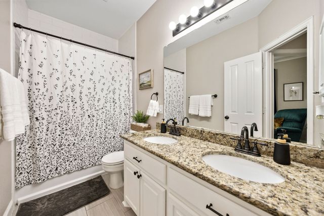 2716 Summer Wind Drive, Grapevine, TX 76051