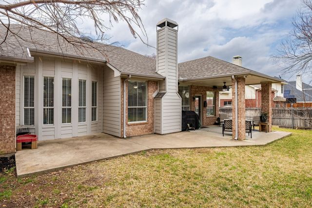 2716 Summer Wind Drive, Grapevine, TX 76051