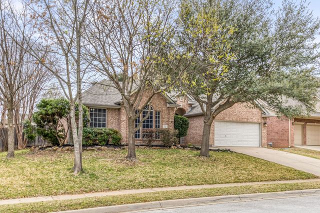 2716 Summer Wind Drive, Grapevine, TX 76051