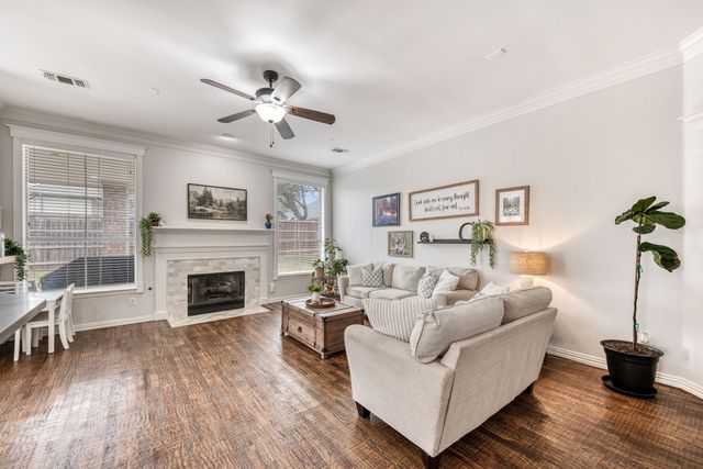 2716 Summer Wind Drive, Grapevine, TX 76051